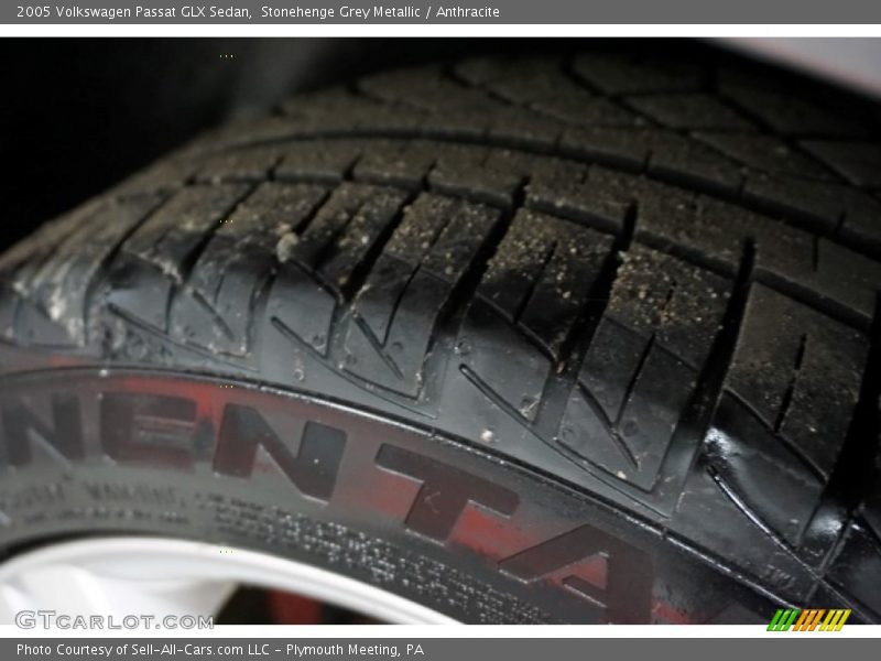 Stonehenge Grey Metallic / Anthracite 2005 Volkswagen Passat GLX Sedan