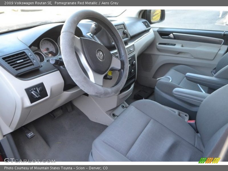 Pomegranate Red Metallic / Aero Grey 2009 Volkswagen Routan SE