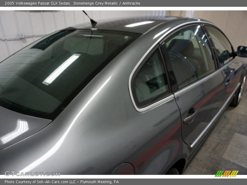 Stonehenge Grey Metallic / Anthracite 2005 Volkswagen Passat GLX Sedan