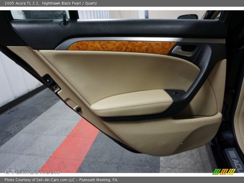 Nighthawk Black Pearl / Quartz 2005 Acura TL 3.2