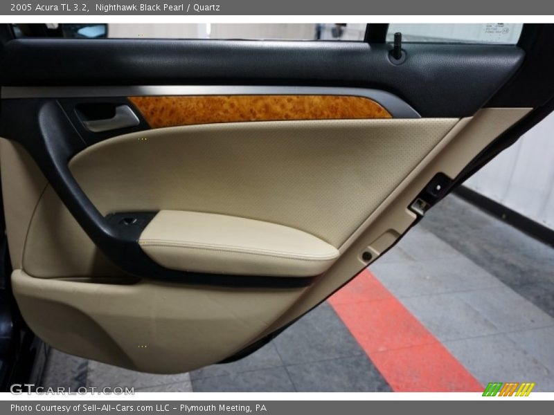 Nighthawk Black Pearl / Quartz 2005 Acura TL 3.2