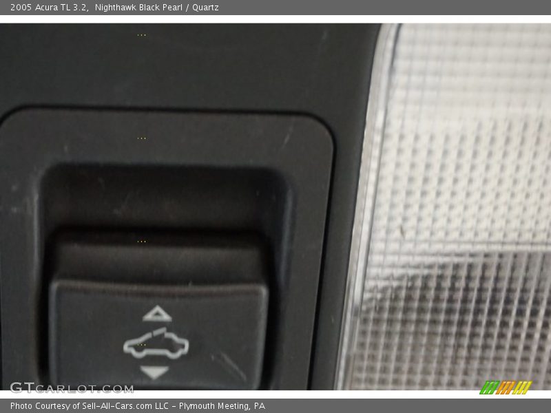 Nighthawk Black Pearl / Quartz 2005 Acura TL 3.2