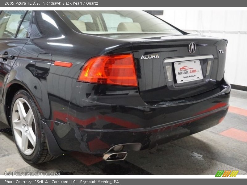 Nighthawk Black Pearl / Quartz 2005 Acura TL 3.2