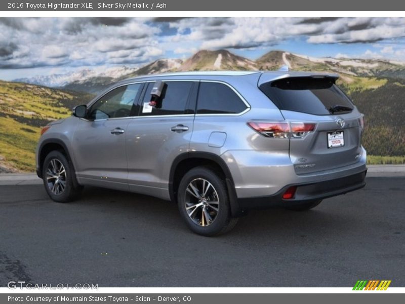 Silver Sky Metallic / Ash 2016 Toyota Highlander XLE