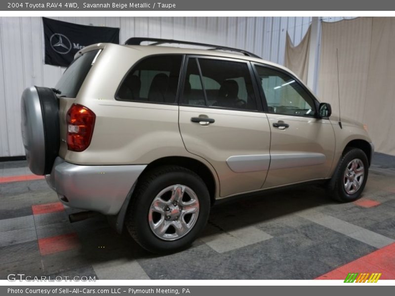 Savannah Beige Metallic / Taupe 2004 Toyota RAV4 4WD