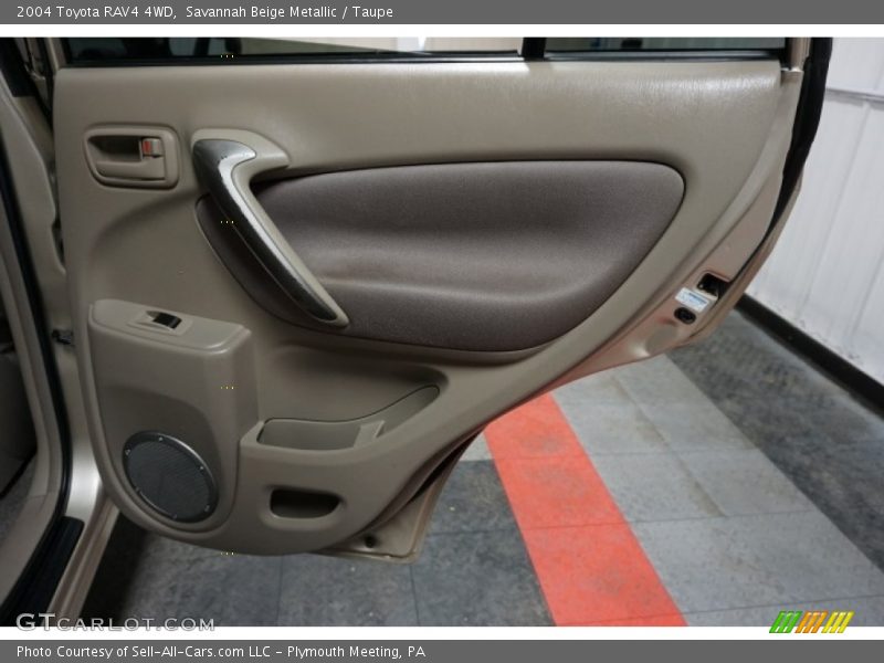 Savannah Beige Metallic / Taupe 2004 Toyota RAV4 4WD
