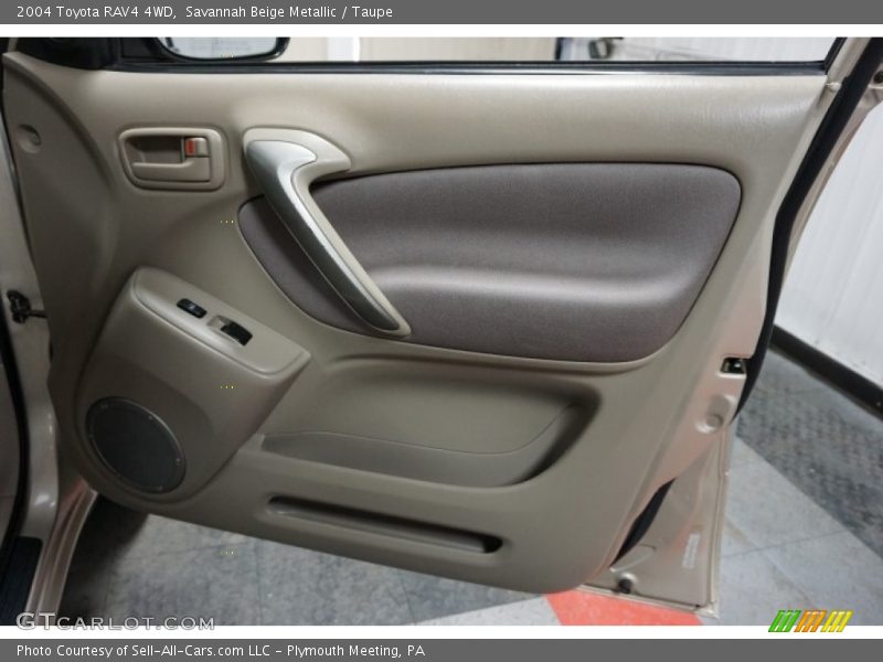 Savannah Beige Metallic / Taupe 2004 Toyota RAV4 4WD