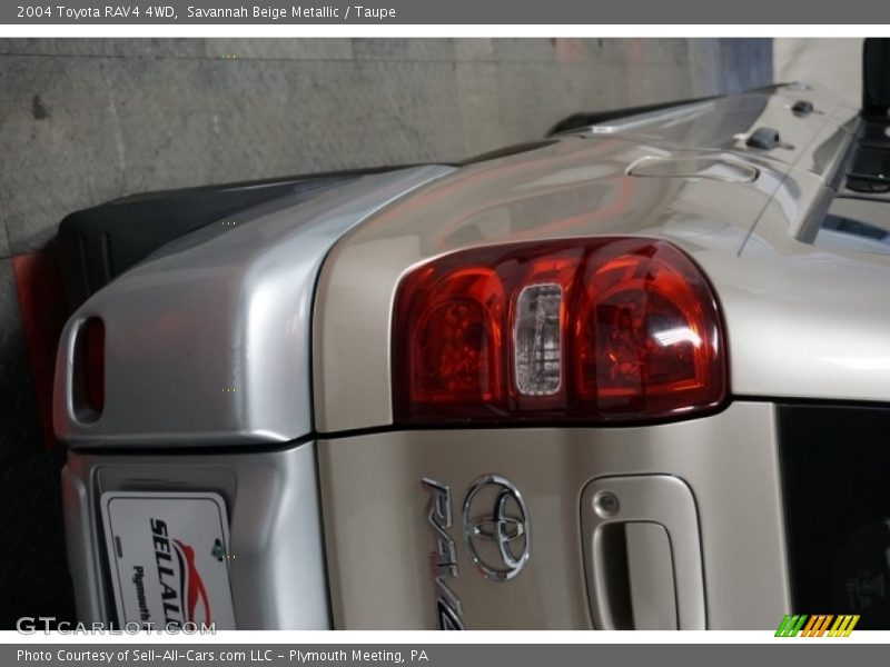 Savannah Beige Metallic / Taupe 2004 Toyota RAV4 4WD