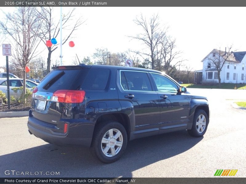 Onyx Black / Light Titanium 2016 GMC Terrain SLE AWD