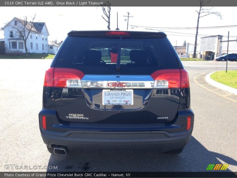 Onyx Black / Light Titanium 2016 GMC Terrain SLE AWD