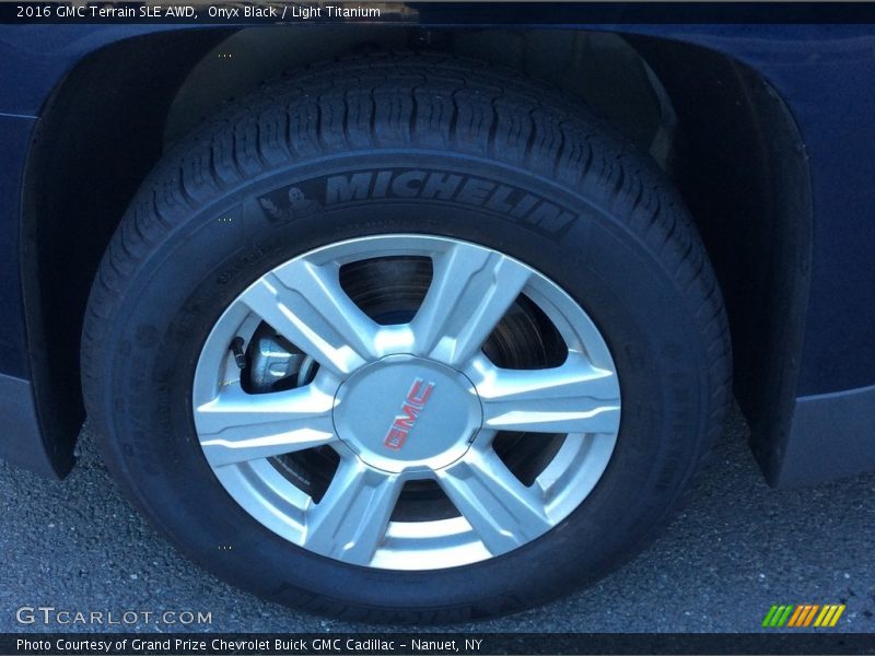 Onyx Black / Light Titanium 2016 GMC Terrain SLE AWD
