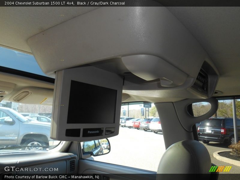 Black / Gray/Dark Charcoal 2004 Chevrolet Suburban 1500 LT 4x4