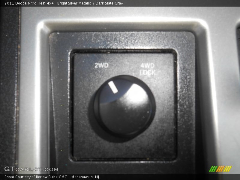 Bright Silver Metallic / Dark Slate Gray 2011 Dodge Nitro Heat 4x4