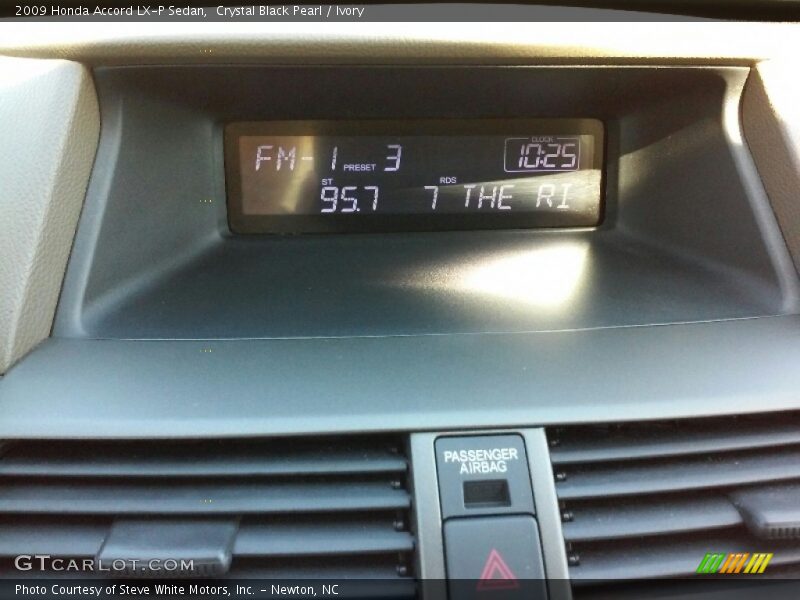 Crystal Black Pearl / Ivory 2009 Honda Accord LX-P Sedan