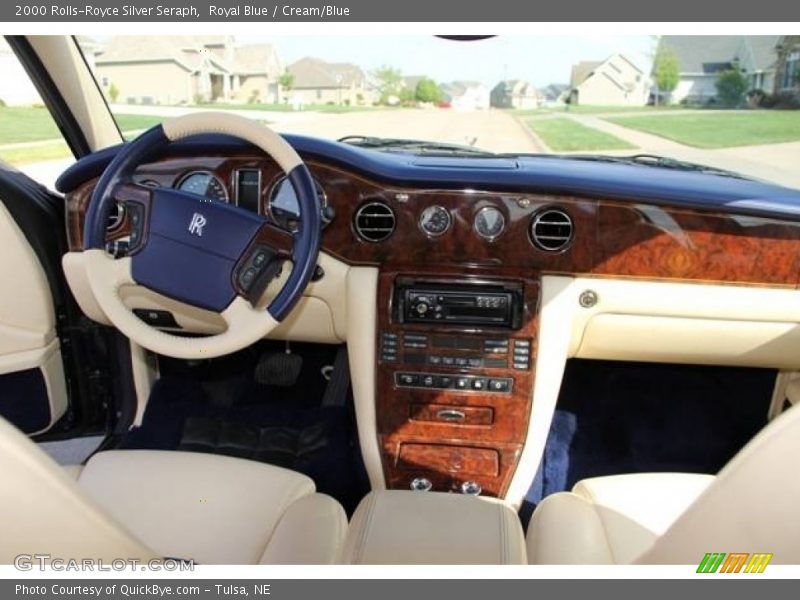 Dashboard of 2000 Silver Seraph 