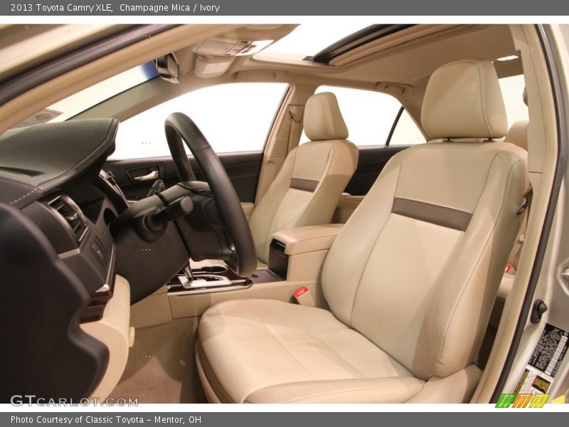 Champagne Mica / Ivory 2013 Toyota Camry XLE