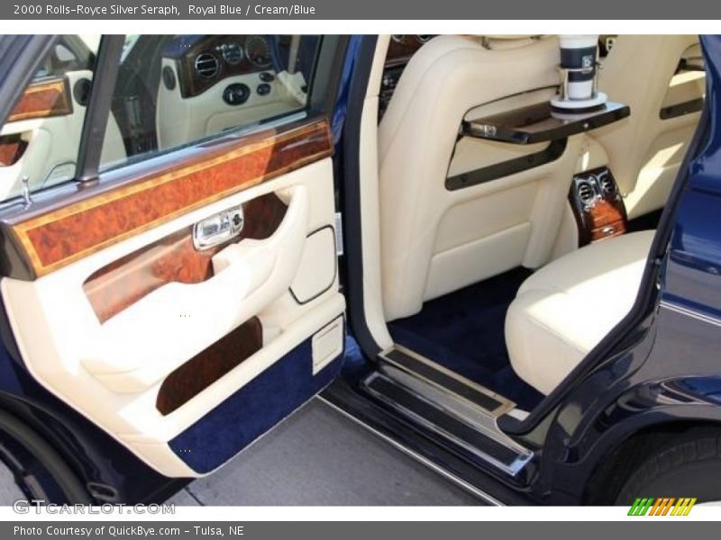 Rear Seat of 2000 Silver Seraph 