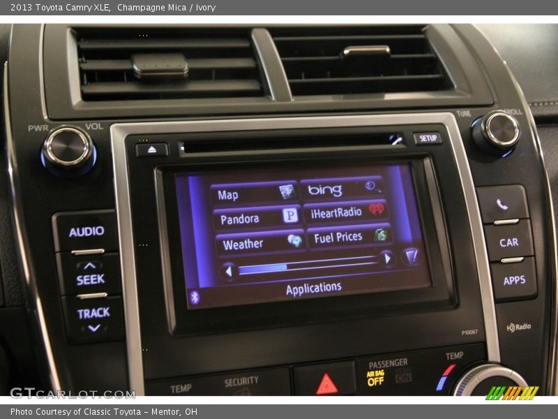 Champagne Mica / Ivory 2013 Toyota Camry XLE