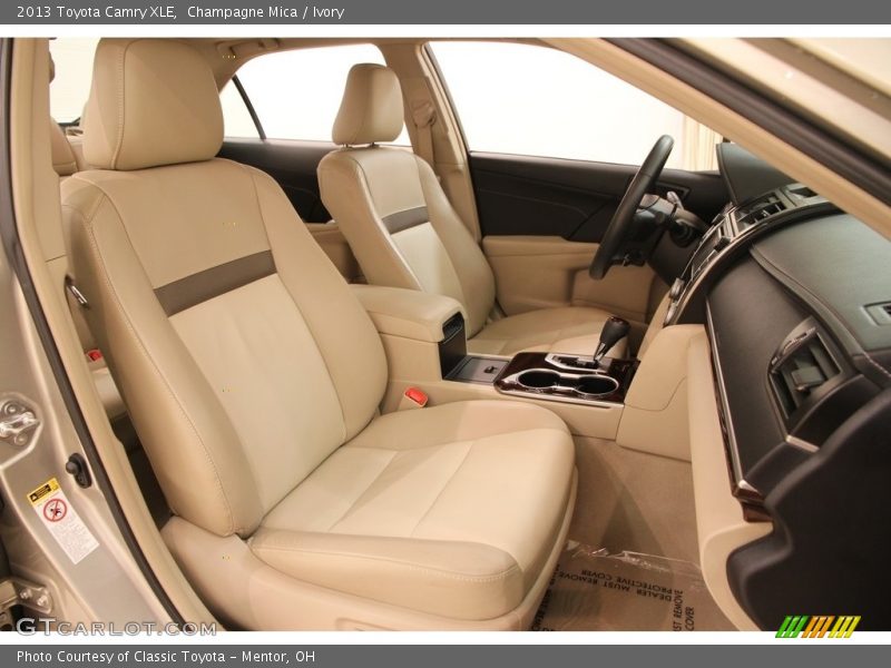 Champagne Mica / Ivory 2013 Toyota Camry XLE