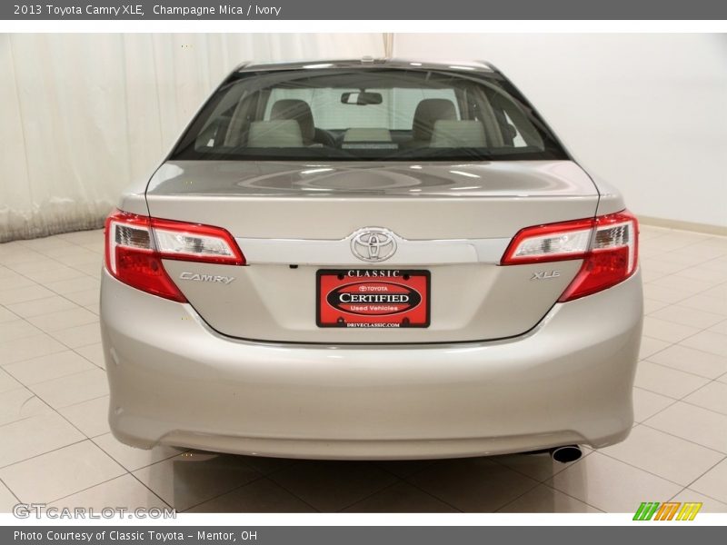 Champagne Mica / Ivory 2013 Toyota Camry XLE