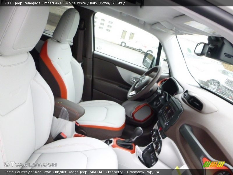 Alpine White / Bark Brown/Ski Grey 2016 Jeep Renegade Limited 4x4
