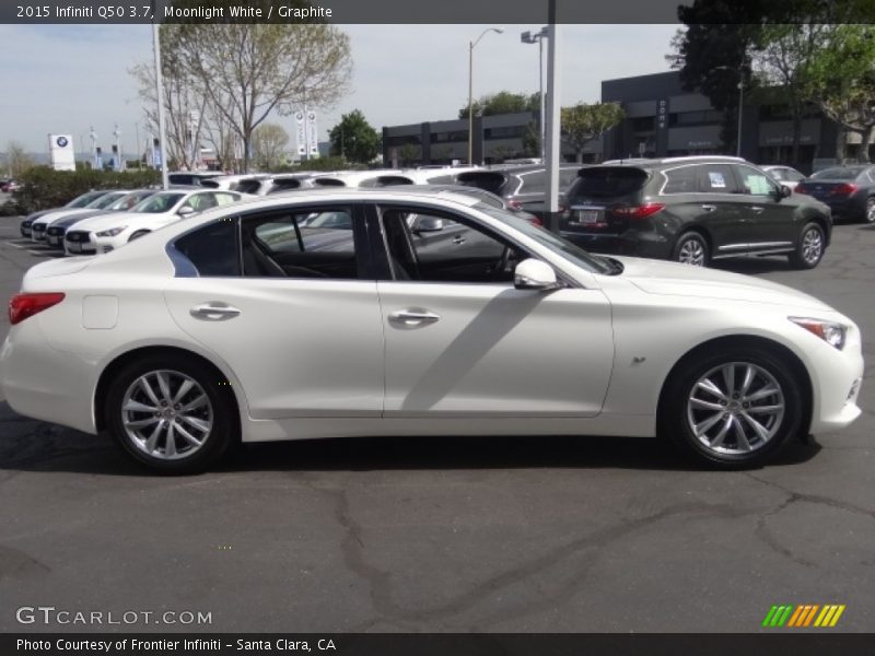 Moonlight White / Graphite 2015 Infiniti Q50 3.7
