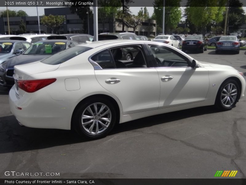 Moonlight White / Graphite 2015 Infiniti Q50 3.7