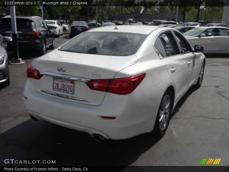 Moonlight White / Graphite 2015 Infiniti Q50 3.7
