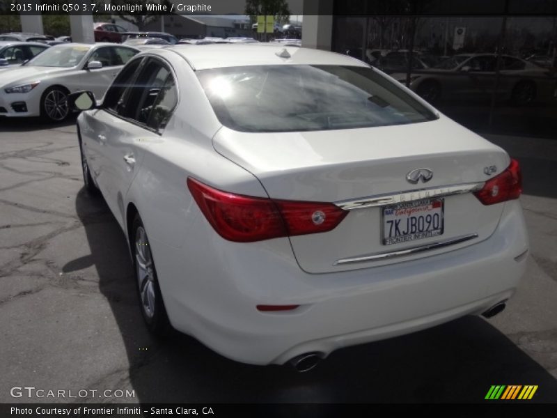 Moonlight White / Graphite 2015 Infiniti Q50 3.7
