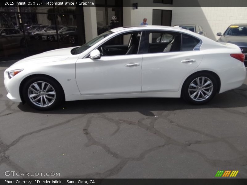 Moonlight White / Graphite 2015 Infiniti Q50 3.7