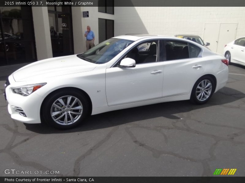 Moonlight White / Graphite 2015 Infiniti Q50 3.7