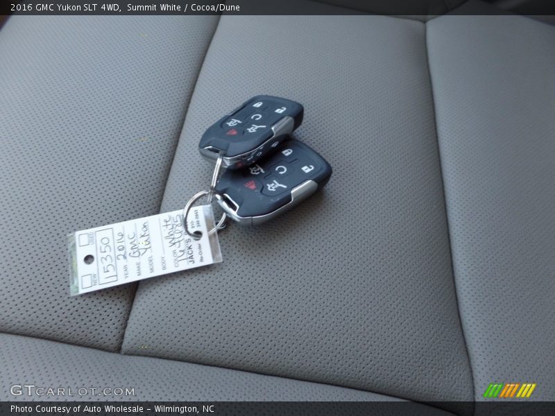Summit White / Cocoa/Dune 2016 GMC Yukon SLT 4WD