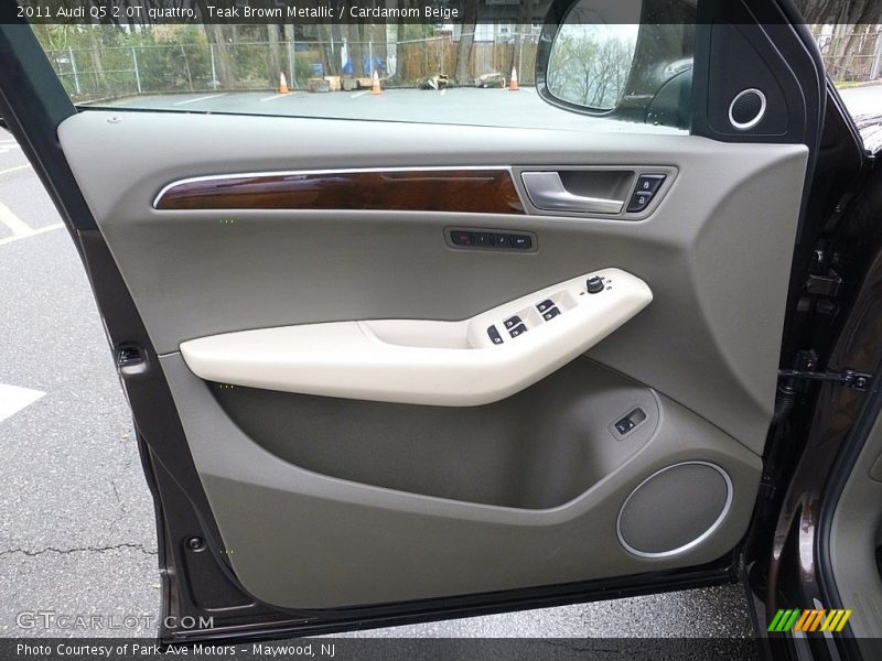 Teak Brown Metallic / Cardamom Beige 2011 Audi Q5 2.0T quattro