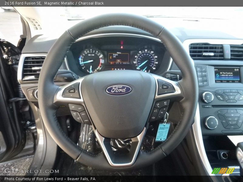 Magnetic Metallic / Charcoal Black 2016 Ford Fusion SE