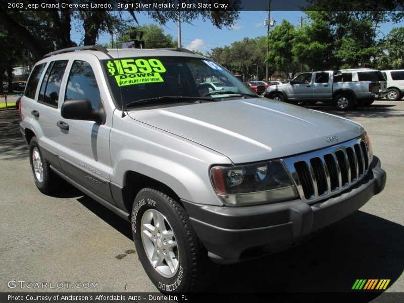 Front 3/4 View of 2003 Grand Cherokee Laredo