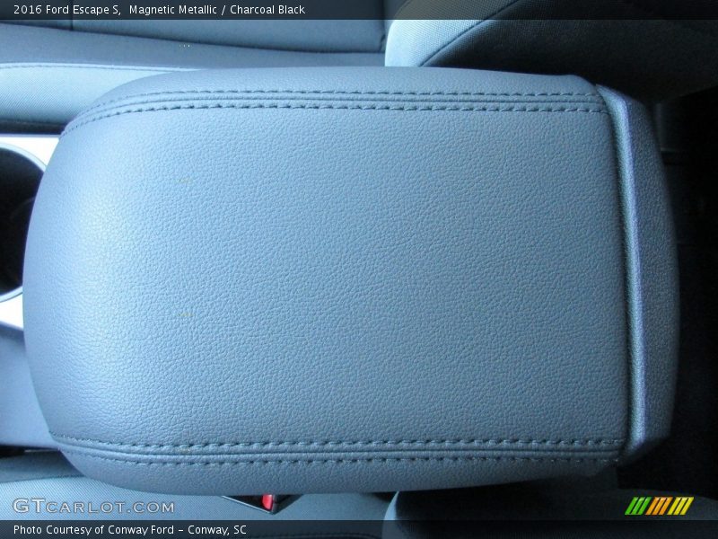 Magnetic Metallic / Charcoal Black 2016 Ford Escape S