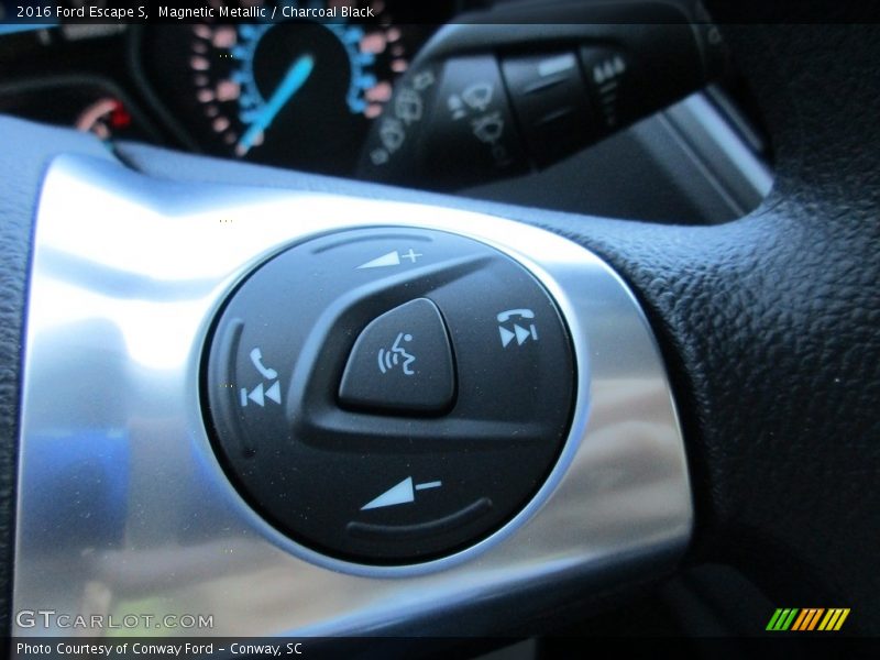 Magnetic Metallic / Charcoal Black 2016 Ford Escape S