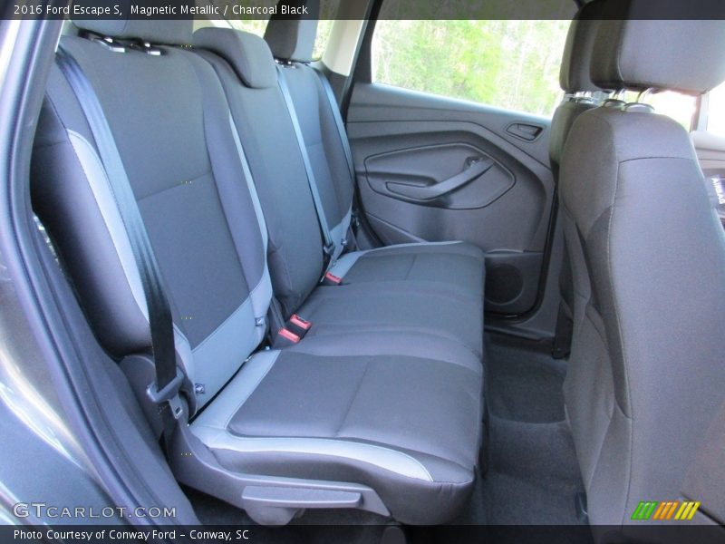 Magnetic Metallic / Charcoal Black 2016 Ford Escape S