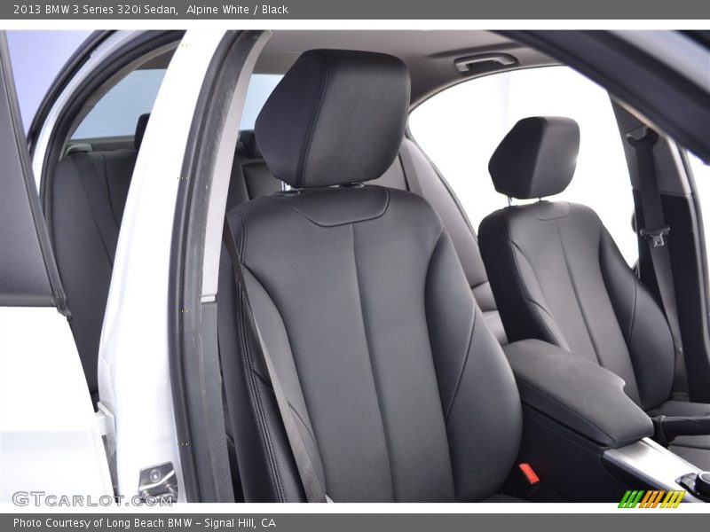 Alpine White / Black 2013 BMW 3 Series 320i Sedan