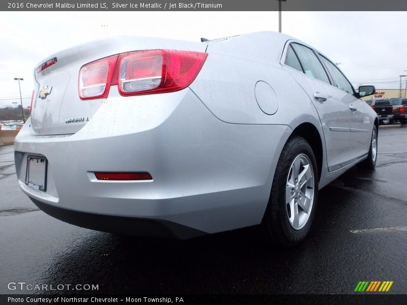 Silver Ice Metallic / Jet Black/Titanium 2016 Chevrolet Malibu Limited LS
