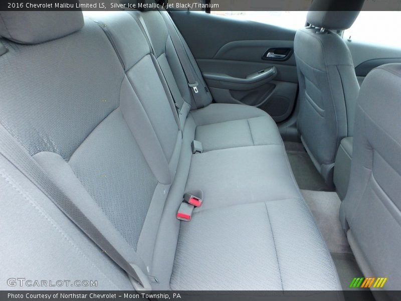 Silver Ice Metallic / Jet Black/Titanium 2016 Chevrolet Malibu Limited LS