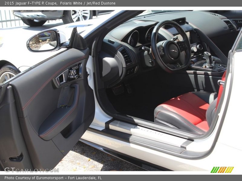 Polaris White / Jet/Red Duotone 2015 Jaguar F-TYPE R Coupe
