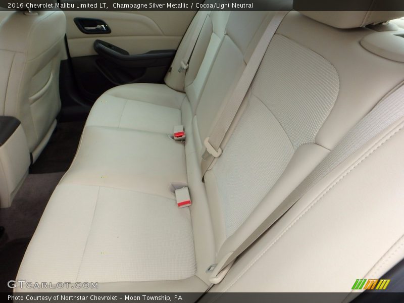 Champagne Silver Metallic / Cocoa/Light Neutral 2016 Chevrolet Malibu Limited LT