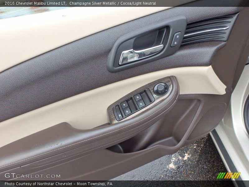 Champagne Silver Metallic / Cocoa/Light Neutral 2016 Chevrolet Malibu Limited LT