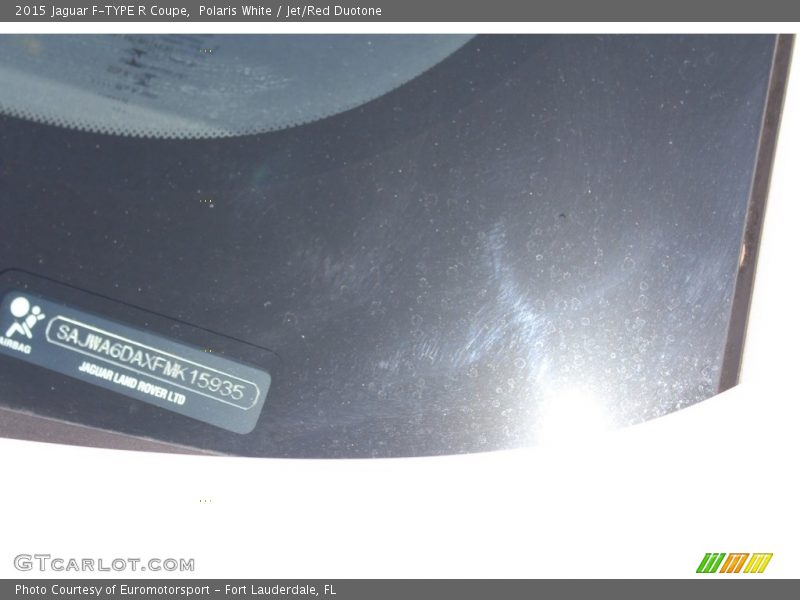 Polaris White / Jet/Red Duotone 2015 Jaguar F-TYPE R Coupe