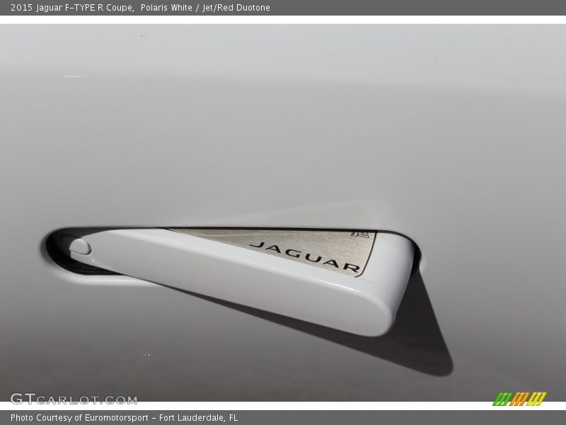 Polaris White / Jet/Red Duotone 2015 Jaguar F-TYPE R Coupe