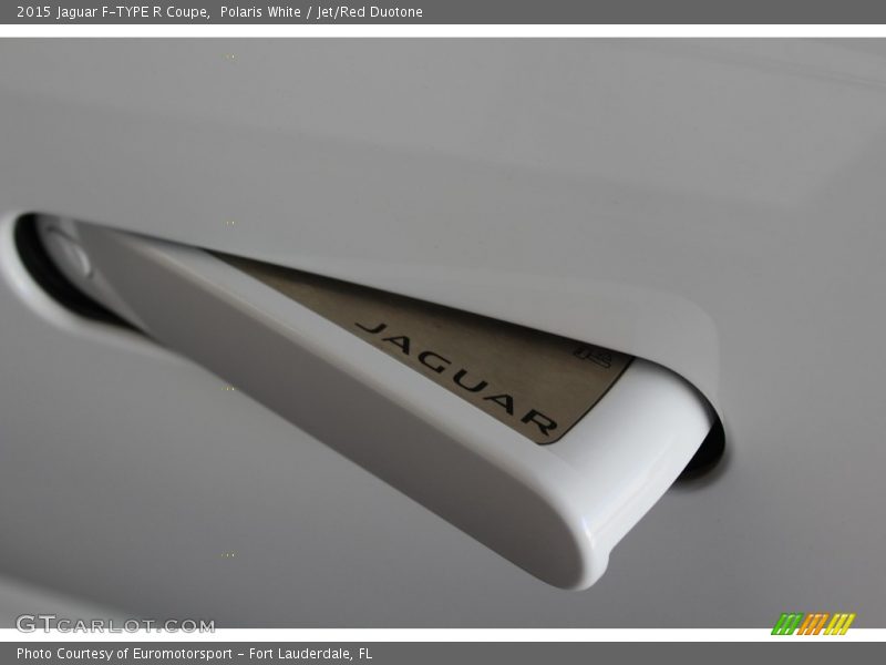 Polaris White / Jet/Red Duotone 2015 Jaguar F-TYPE R Coupe