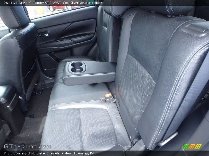 Cool Silver Metallic / Black 2014 Mitsubishi Outlander SE S-AWC
