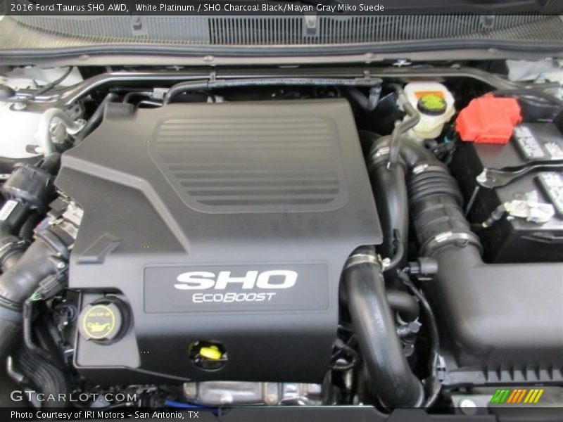 White Platinum / SHO Charcoal Black/Mayan Gray Miko Suede 2016 Ford Taurus SHO AWD