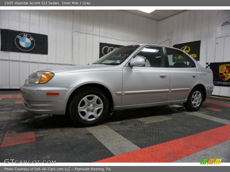 Silver Mist / Gray 2005 Hyundai Accent GLS Sedan